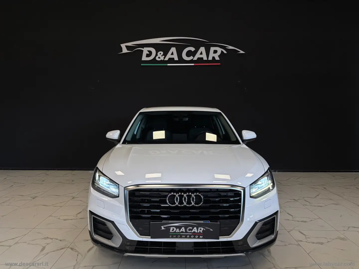 Audi Q2 30 TFSI S tronic PERFETTA Weiß - 2
