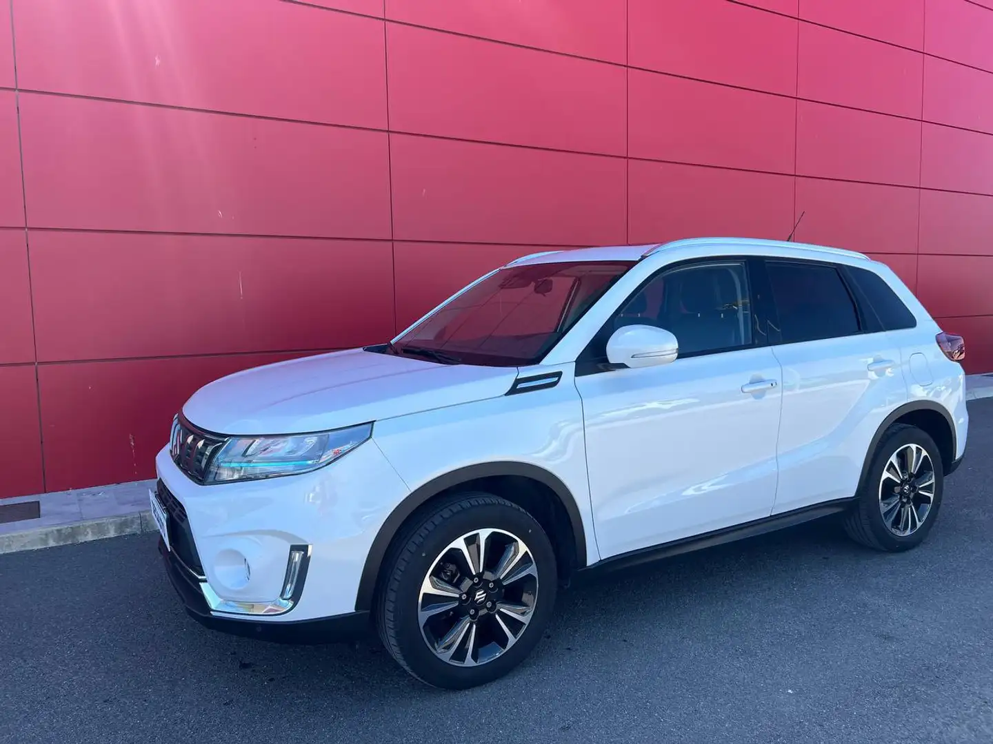 Suzuki Vitara 1.4h Starview 4wd allgrip auto Bianco - 2