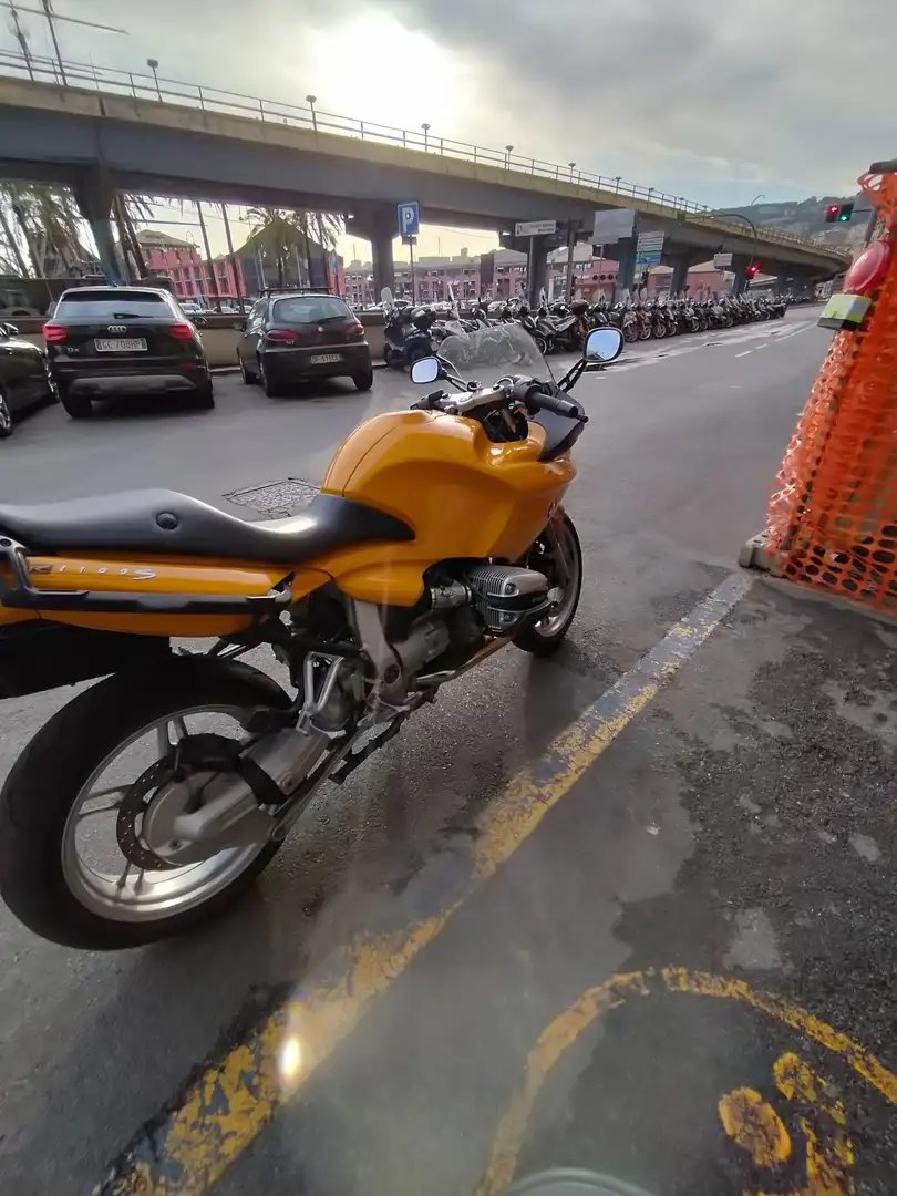 BMW R 1100 S Giallo - 2