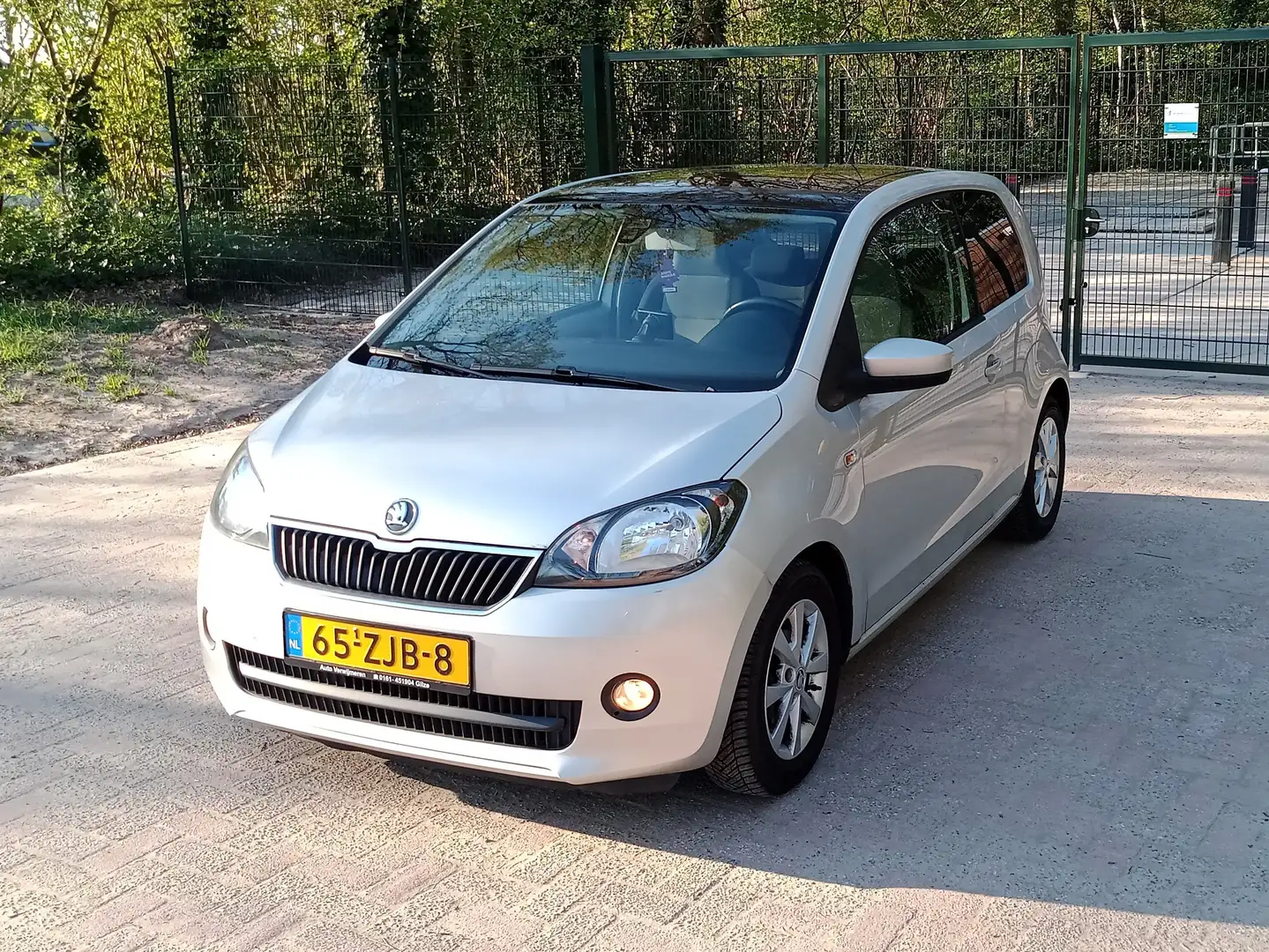 Skoda Citigo Citigo 1.0 Grt. Tour Срібний - 1