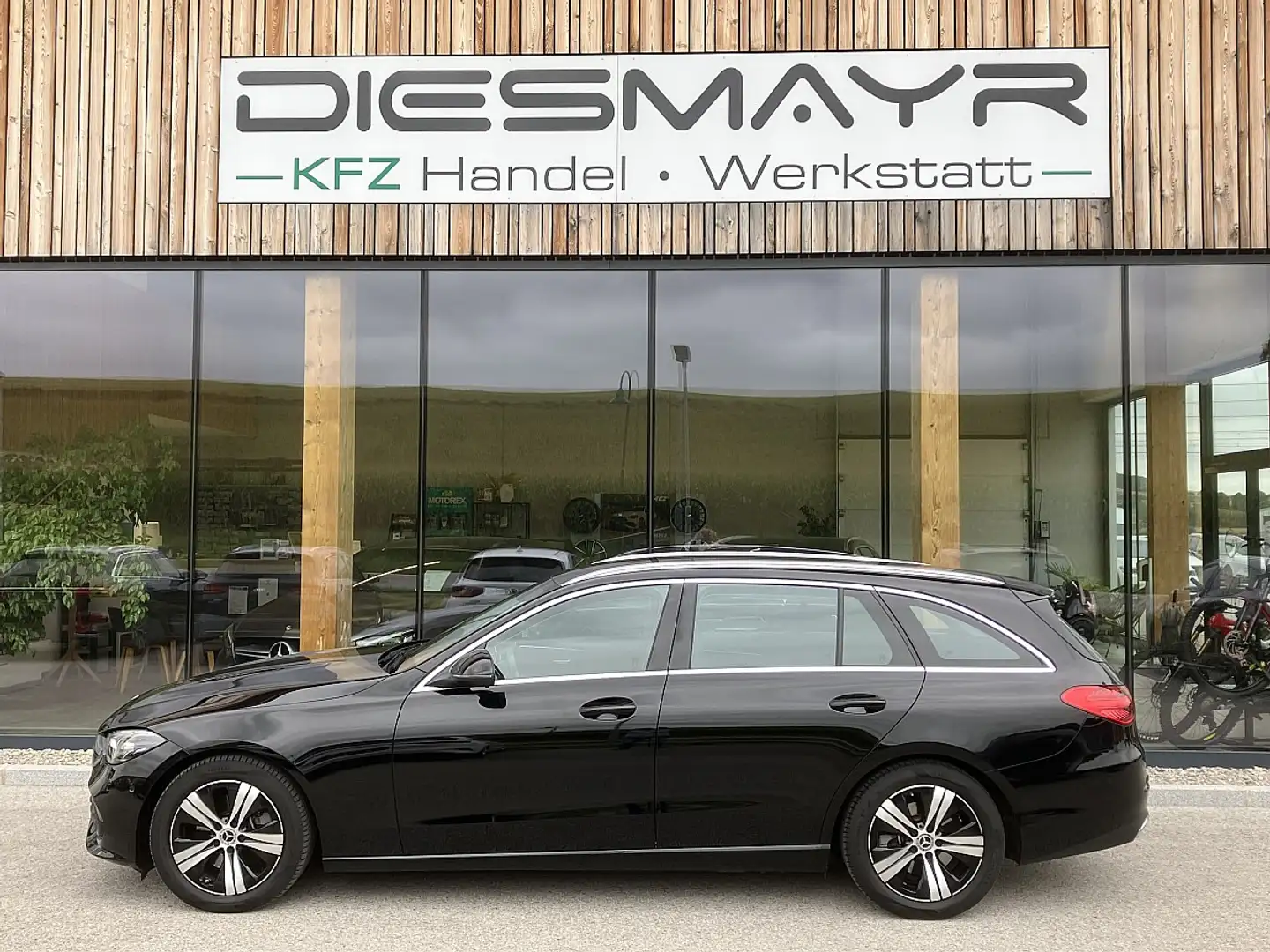Mercedes-Benz C 200 d T Aut. Avantgarde LED Navi Teilleder Schwarz - 2