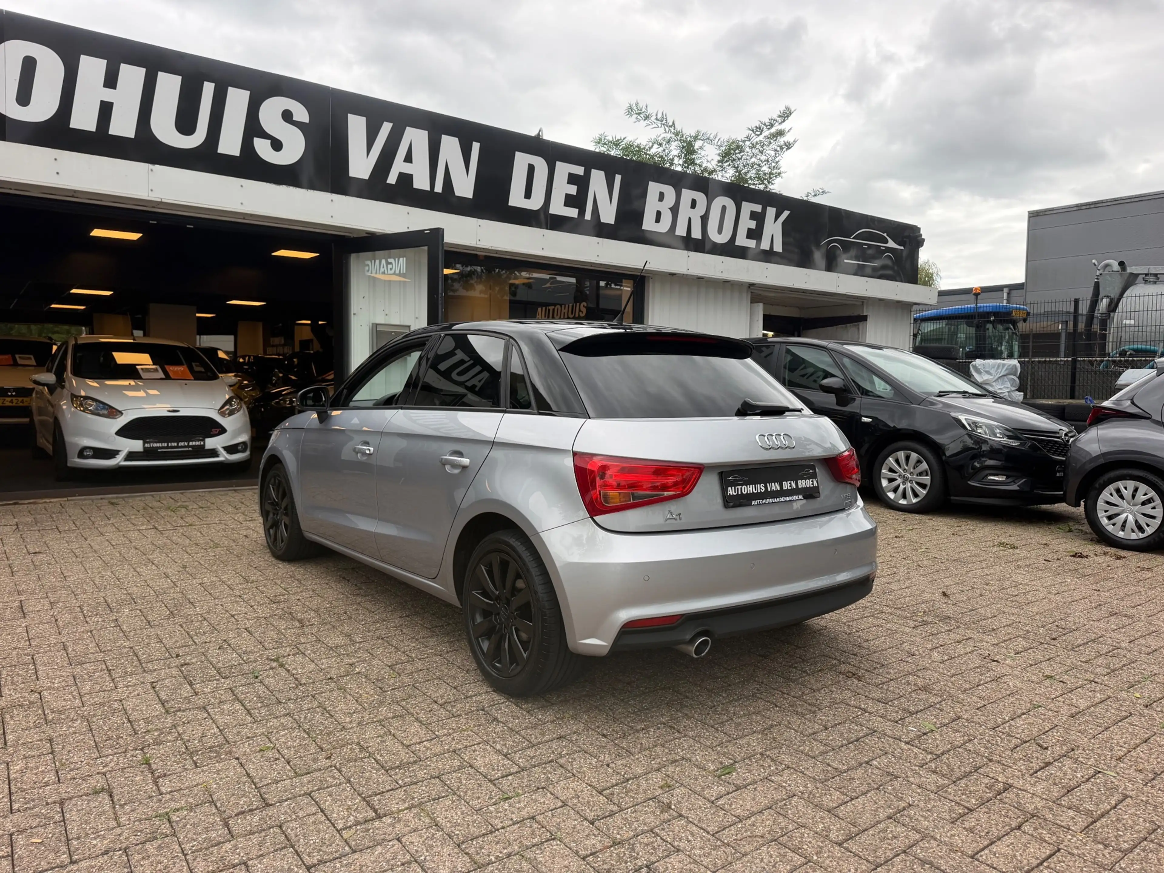 Audi A1 Sportback 1.0 TFSI|Sport|Ultra|Navi|Clima|Stoelver — photo 2
