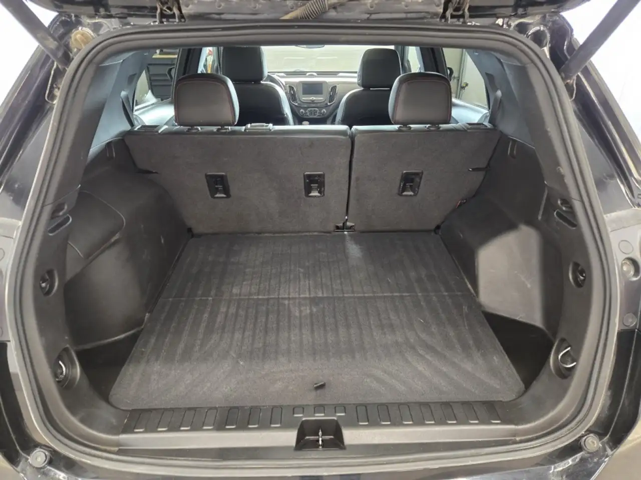 Chevrolet Equinox снимка Chevrolet Equinox