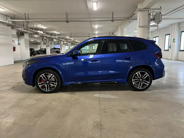 BMW X1 view 5
