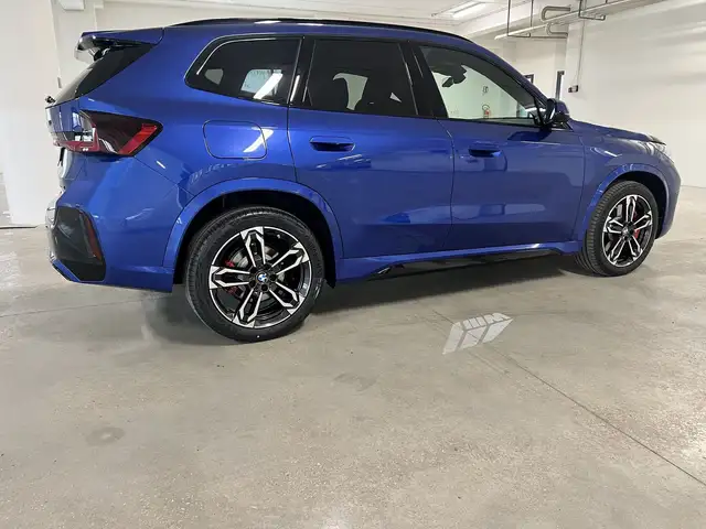 BMW X1 view 4