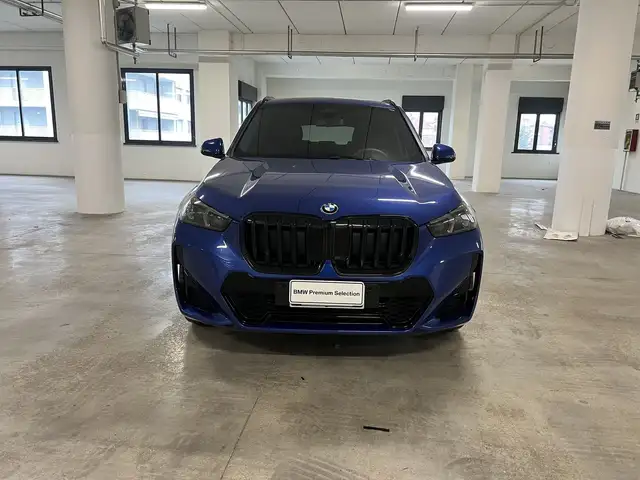 BMW X1 view 2