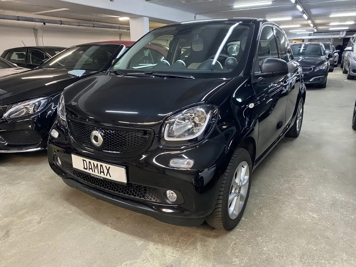 smart forFour passion*SITZHZG*TEMPOMAT*PDC Schwarz - 1