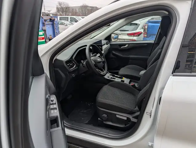 Ford Kuga view 8