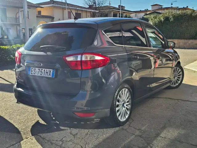 Ford C-Max view 10