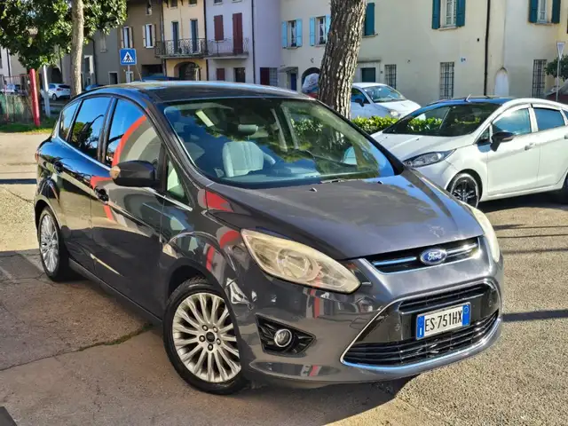 Ford C-Max view 13