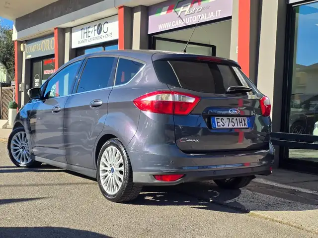 Ford C-Max view 8