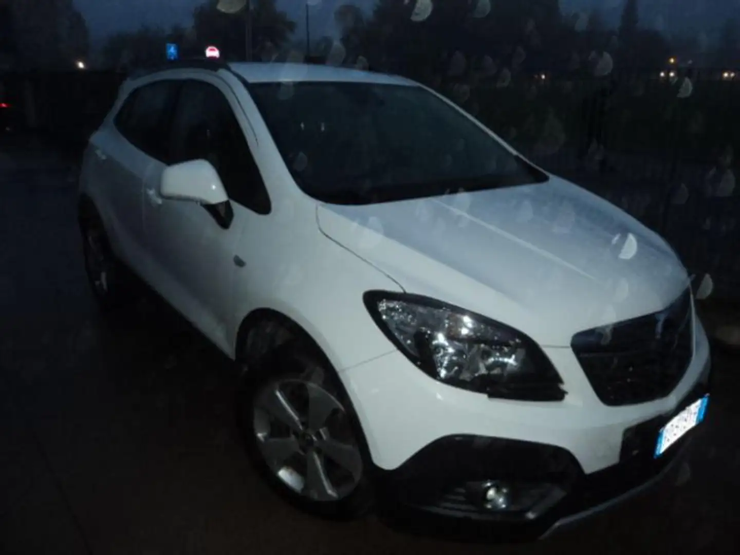 Opel Mokka 1.6 Ecotec 115CV 4x2 Start&Stop Cosmo gpl Bianco - 1
