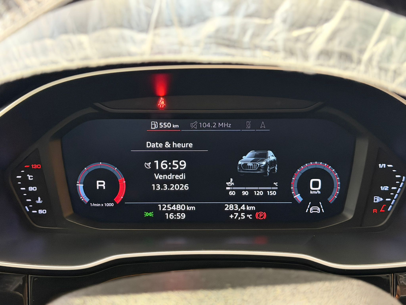 Audi Q3 35 TDi * GARANTIE 12 MOIS LINE * S PORT * AUTO * — photo 13