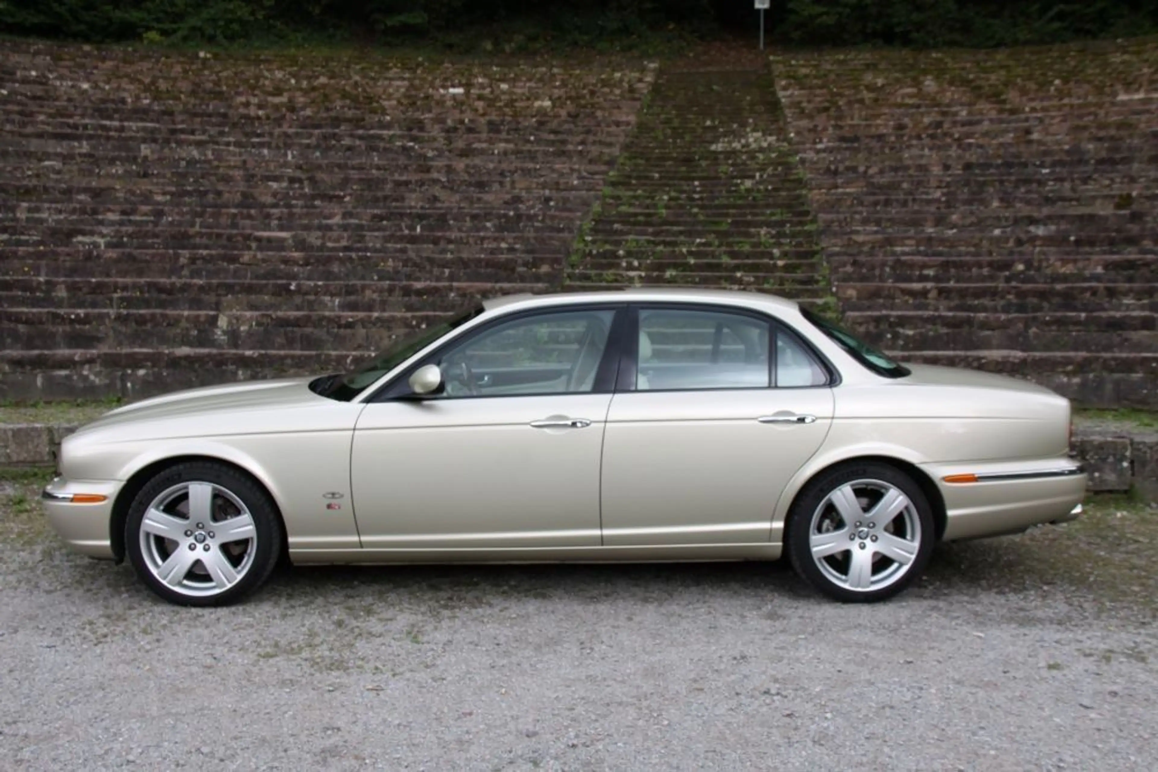Jaguar XJR Top gepflegter XJR mit 3 Jahre Garantie — photo 2