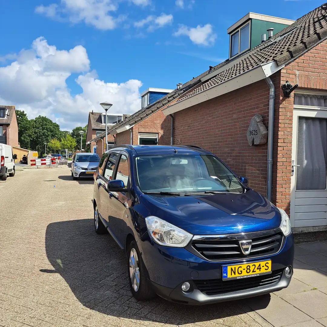 Dacia Lodgy 1.2 TCe Lauréate 7p. Blauw - 1