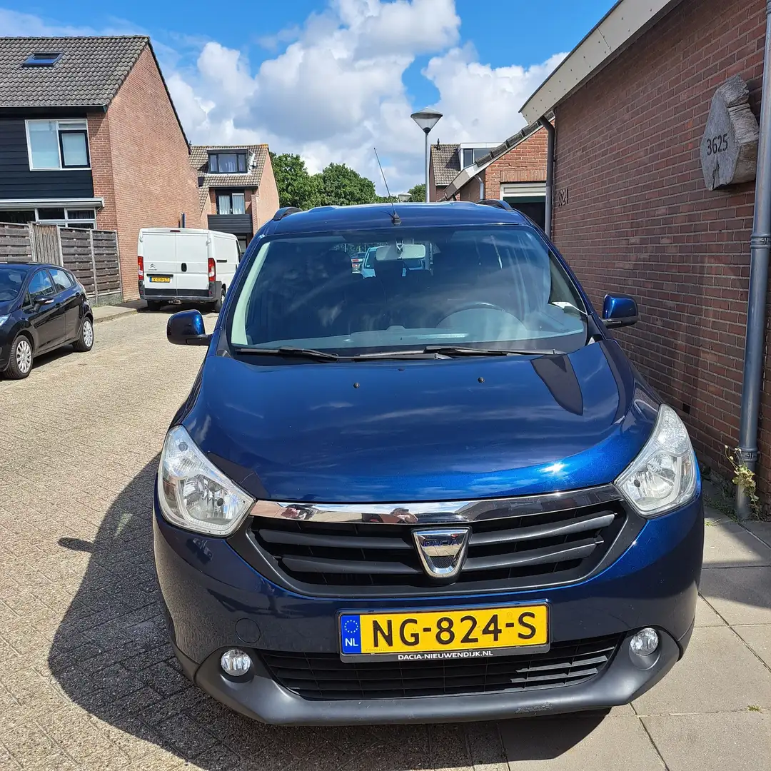 Dacia Lodgy 1.2 TCe Lauréate 7p. Blauw - 2