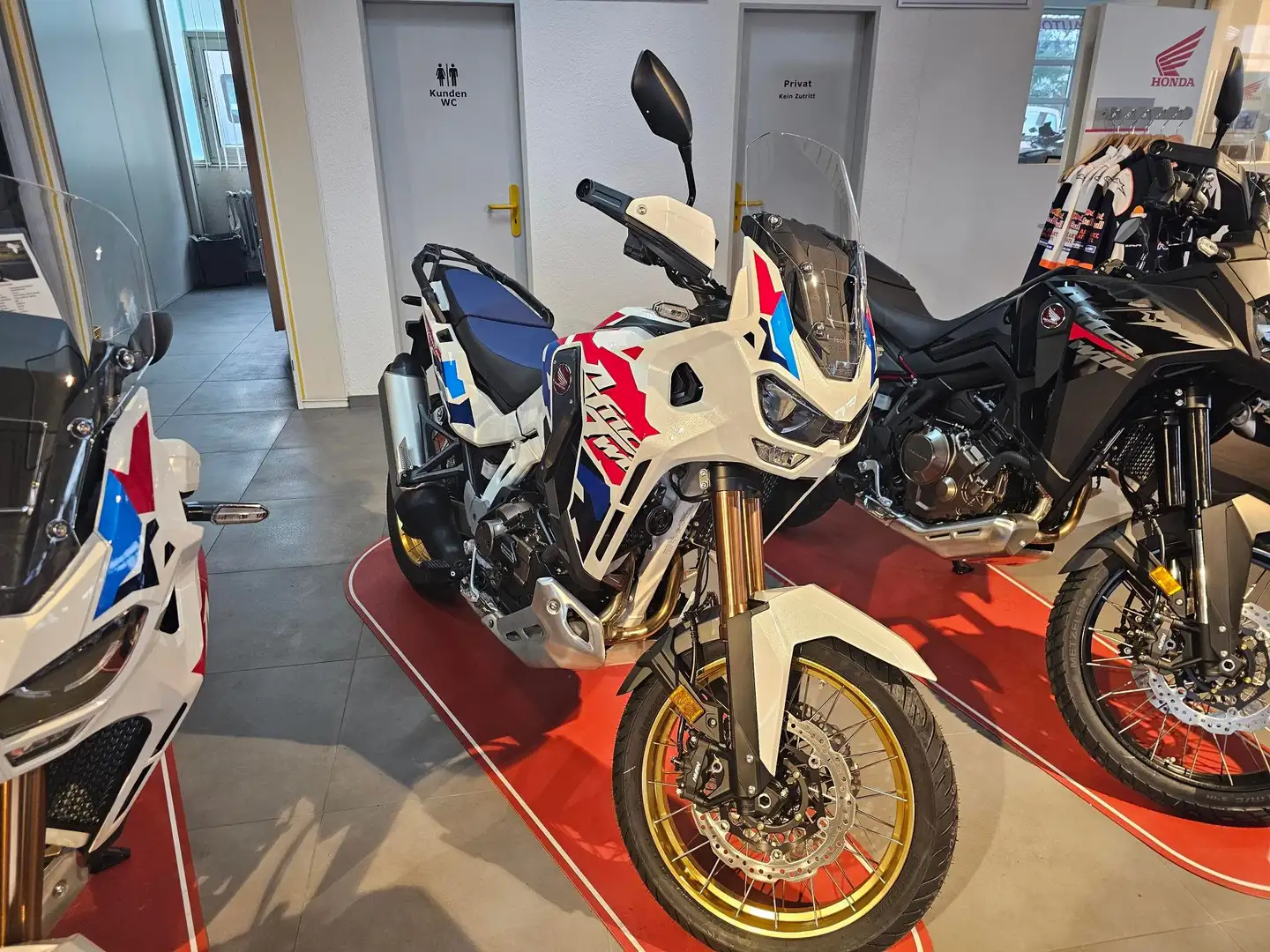 Honda CRF 1100 Africa Twin Adventure Sports DCT ES Weiß - 2