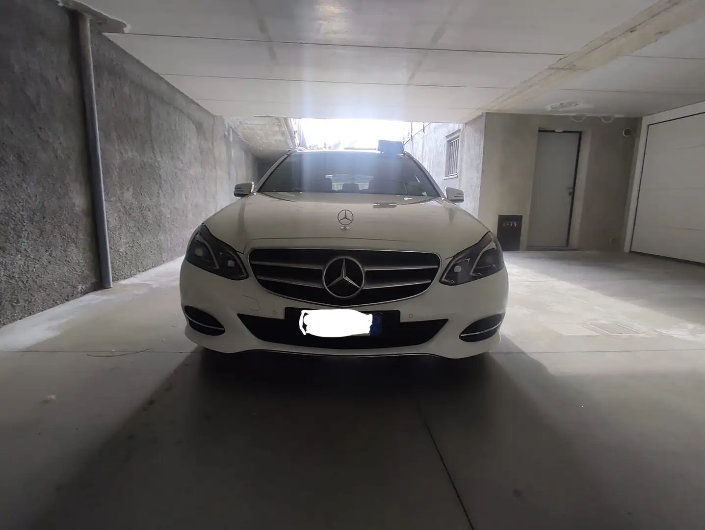 Mercedes-Benz E 220 SW bt Premium Automatic - 1