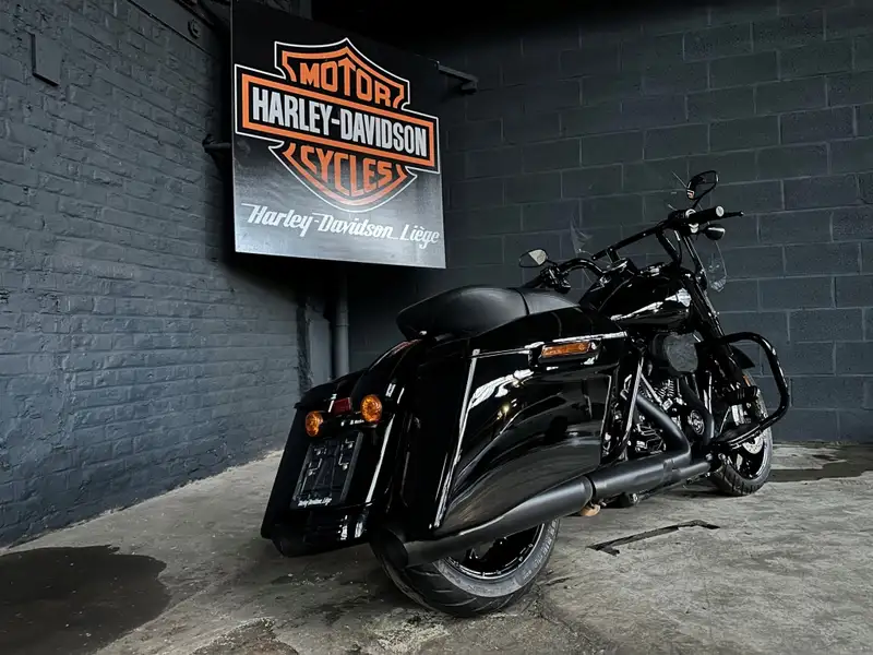 Harley-Davidson ROAD RING SPECIAL - foto 4