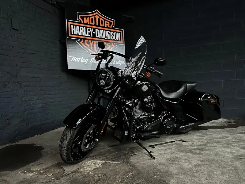 Harley-Davidson ROAD RING SPECIAL - foto 8