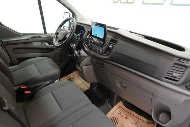 Ford Transit Custom view 29