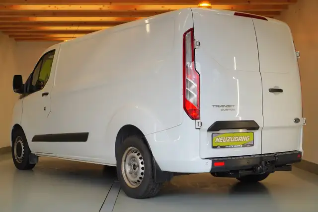 Ford Transit Custom view 7