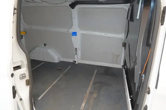 Ford Transit Custom view 28