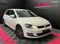 Volkswagen Golf 1.6 TDI 110 BlueMotion Technology FAP Allstar SIEGES CHAUFFANT Weiß - thumbnail 1