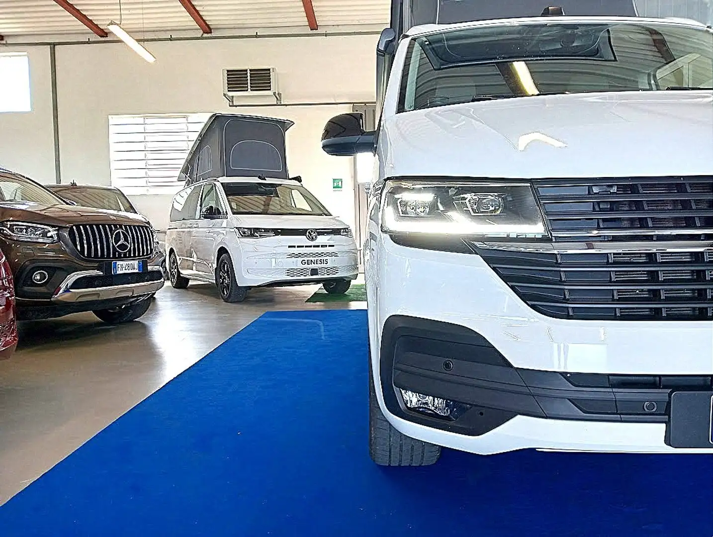 Volkswagen T6.1 California OCEAN EDITION DSG LED DOCCIA ACQUA CALDA PORTABICI Bianco - 2