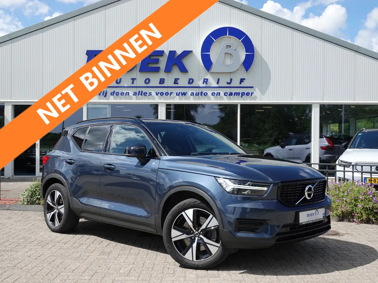 Volvo XC40 1.5 T4 Recharge R-Design TWO-TONE | H-LEER | CAMER Blauw - 1