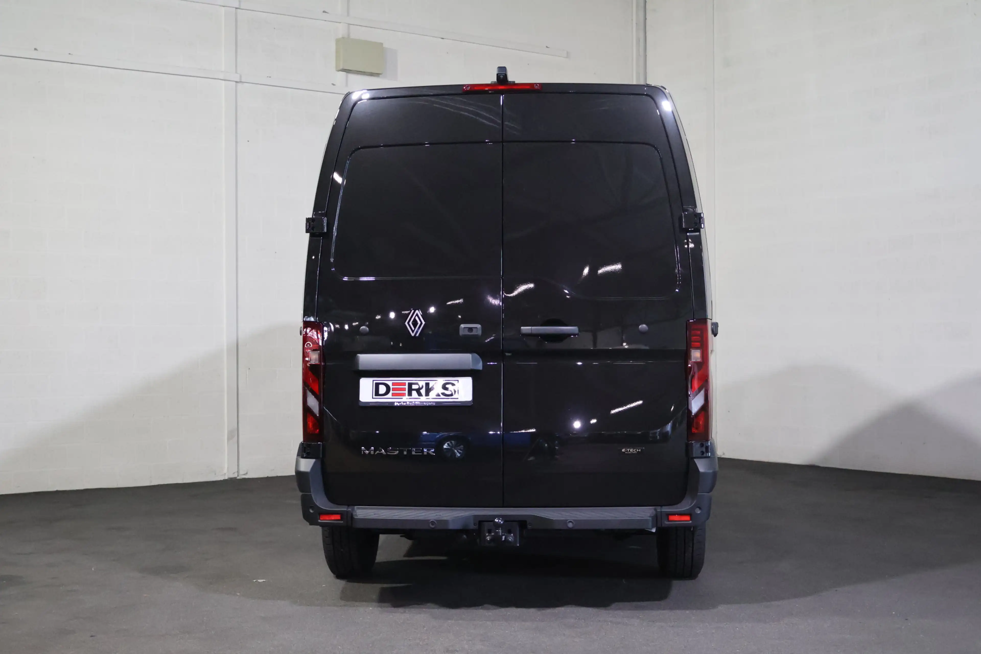 Renault Master E-Tech T35 L2H2 Extra long range 87 kWh — photo 8