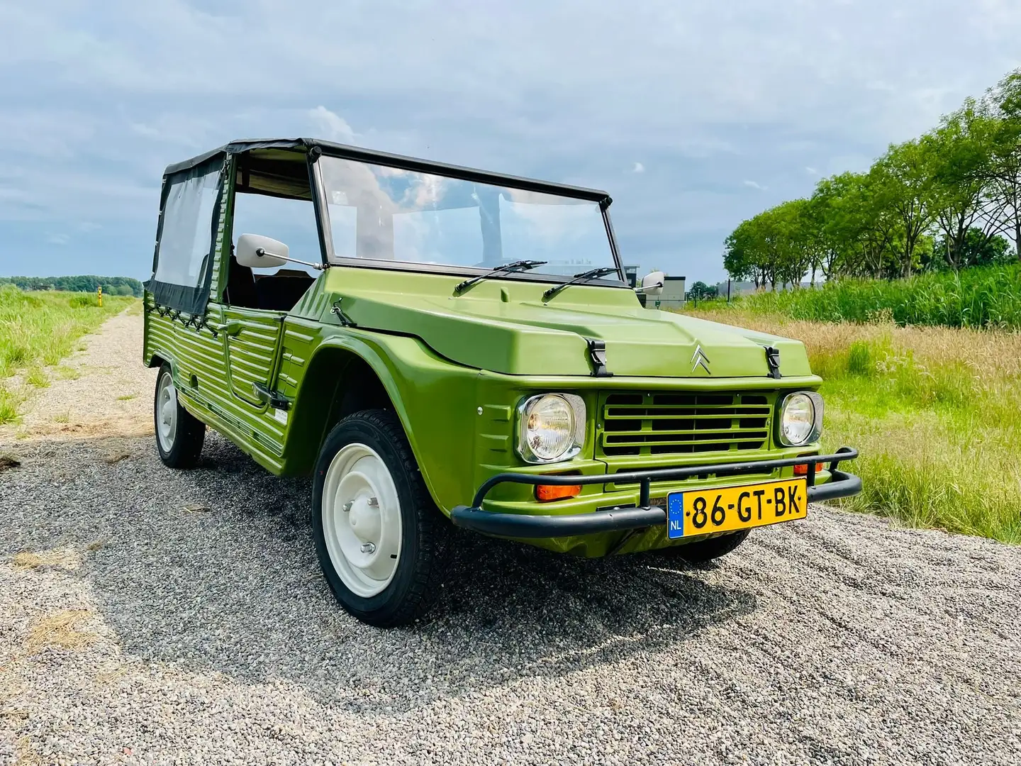 Citroen Méhari 4 Pers. Grün - 2