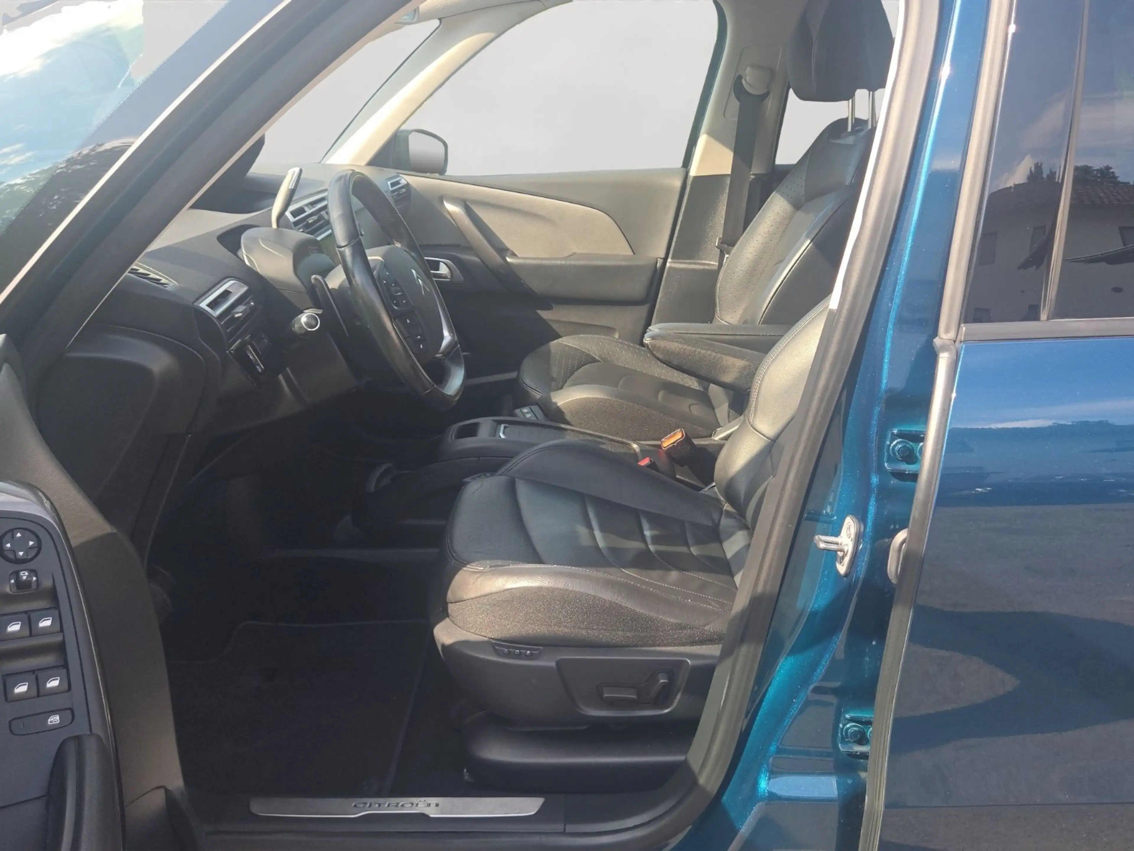 Citroen Grand C4 Picasso Grand C4 7-Sitze/Leder/Massage/Kamera+2xPDC/AHK+ — photo 9