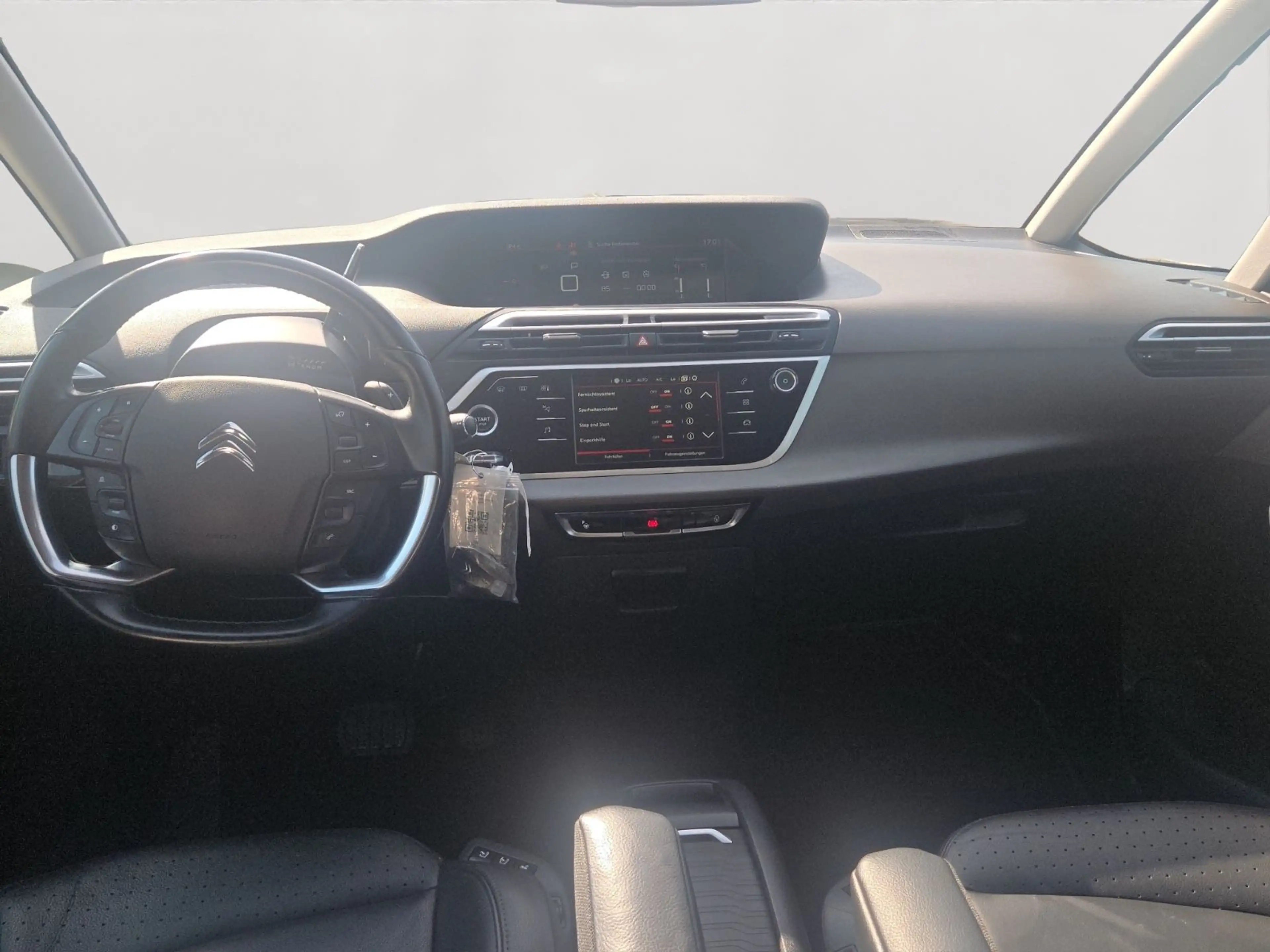 Citroen Grand C4 Picasso Grand C4 7-Sitze/Leder/Massage/Kamera+2xPDC/AHK+ — photo 11