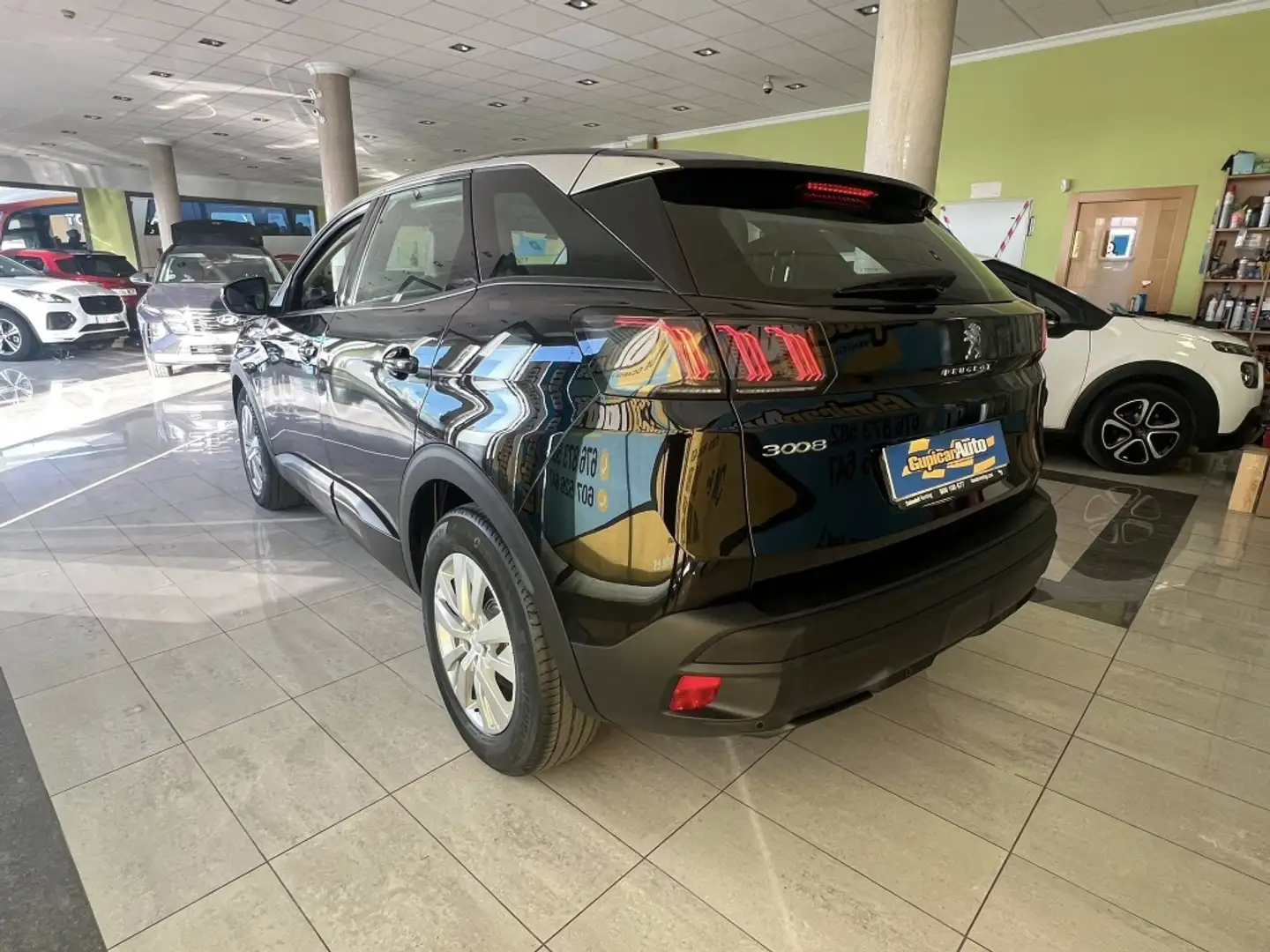 Peugeot 3008 1.5BlueHDi Active Pack S&S 130 Negro - 1