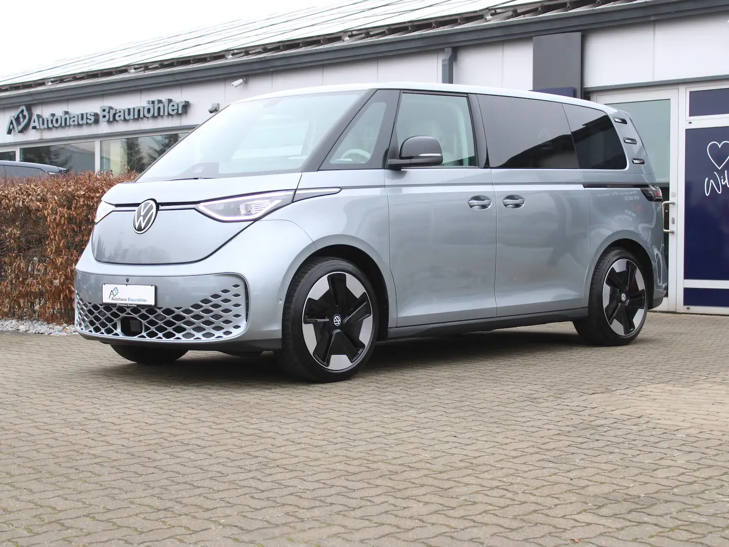 Volkswagen ID. Buzz 150 kW Pro*AHK*IQ*Memory*ACC*360*e-Türen* Argent - 2