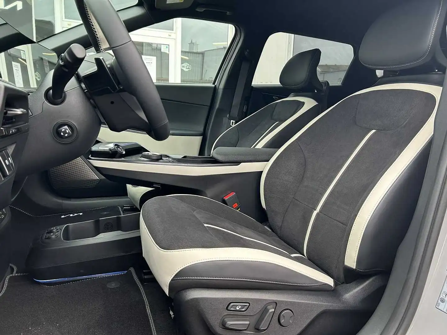 Kia EV6 GT-line 84 kWh AWD | MJ25 Grau - 2