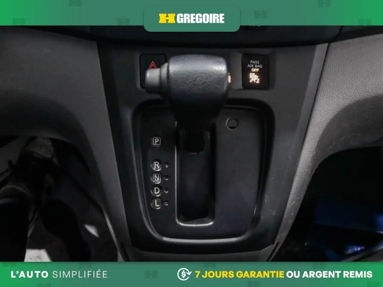 Nissan NV200 снимка Nissan NV200