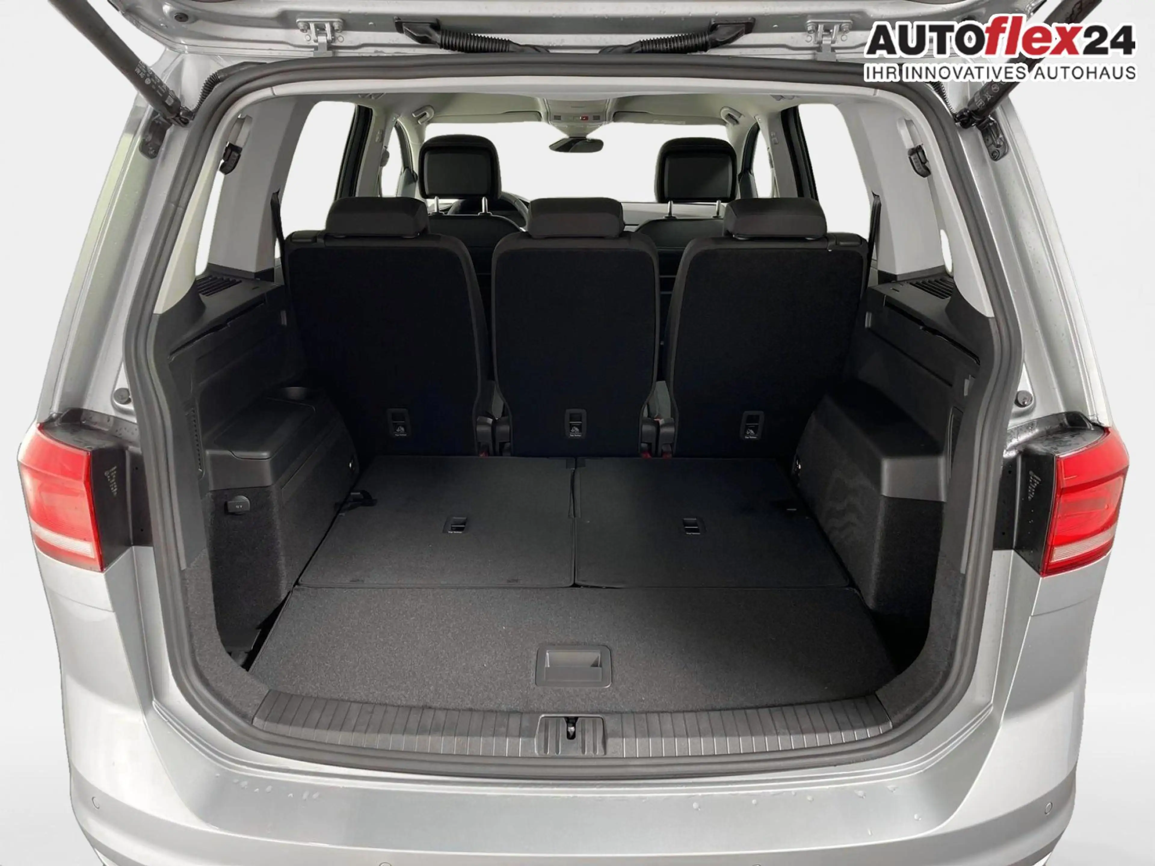 Volkswagen Touran Comfortline Edition 1.5 TSI EVO ACT 150PS/110kW... — photo 9