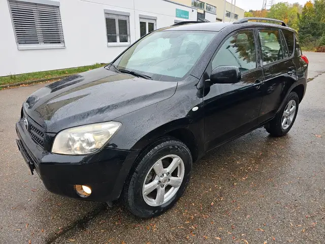 Toyota Autres RAV 4 2.0-l-VVT-i 4x4 Automatik