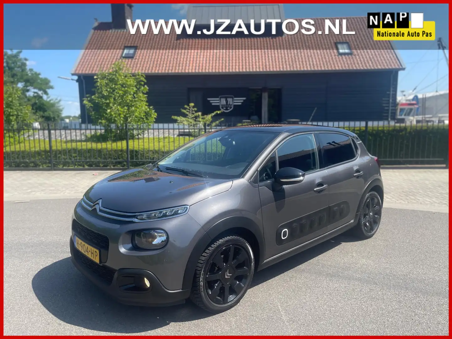 Citroen C3 1.2 PureTech Airco/Ecc Panoramadak Navigatie 17''L Gris - 1