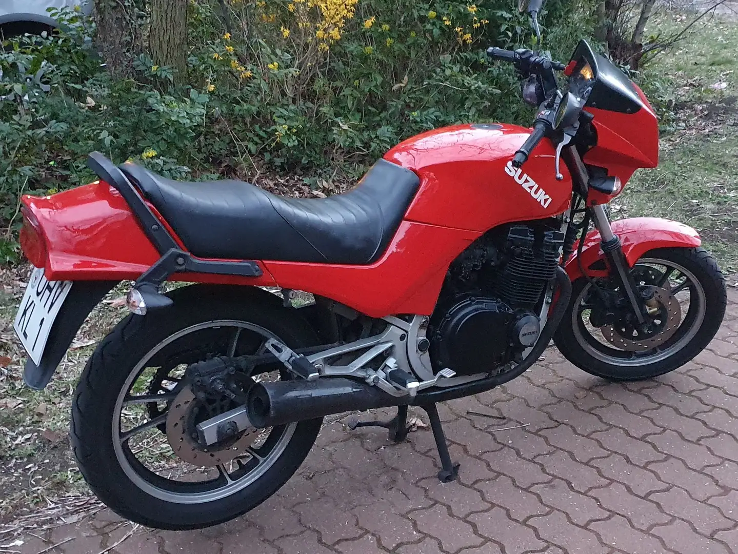 Suzuki GSX 550 Rood - 1