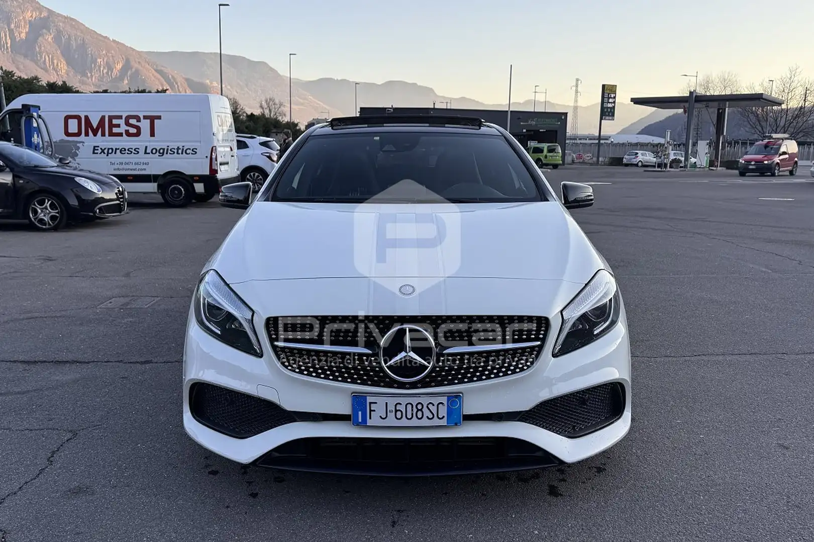 Mercedes-Benz A 180 A 180 d Automatic Premium Bianco - 2