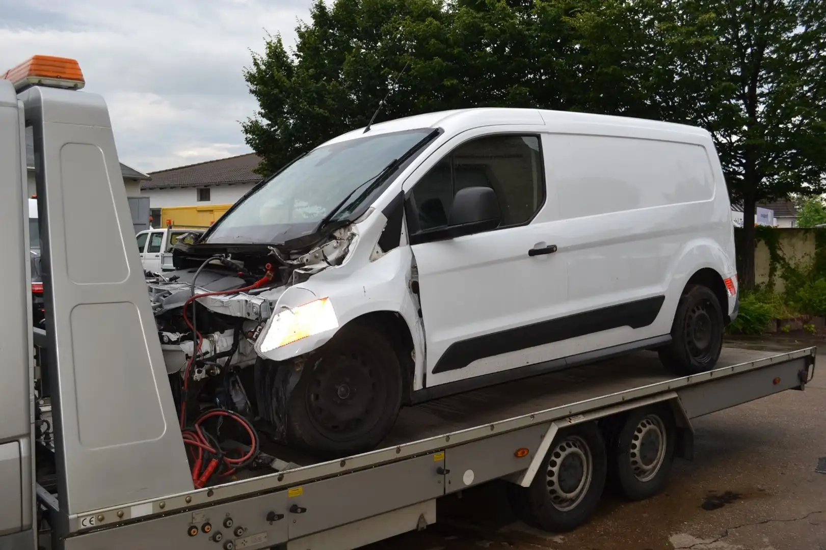 Ford Transit Connect Unfall Klima 1.Hand lang L2 Wit - 1