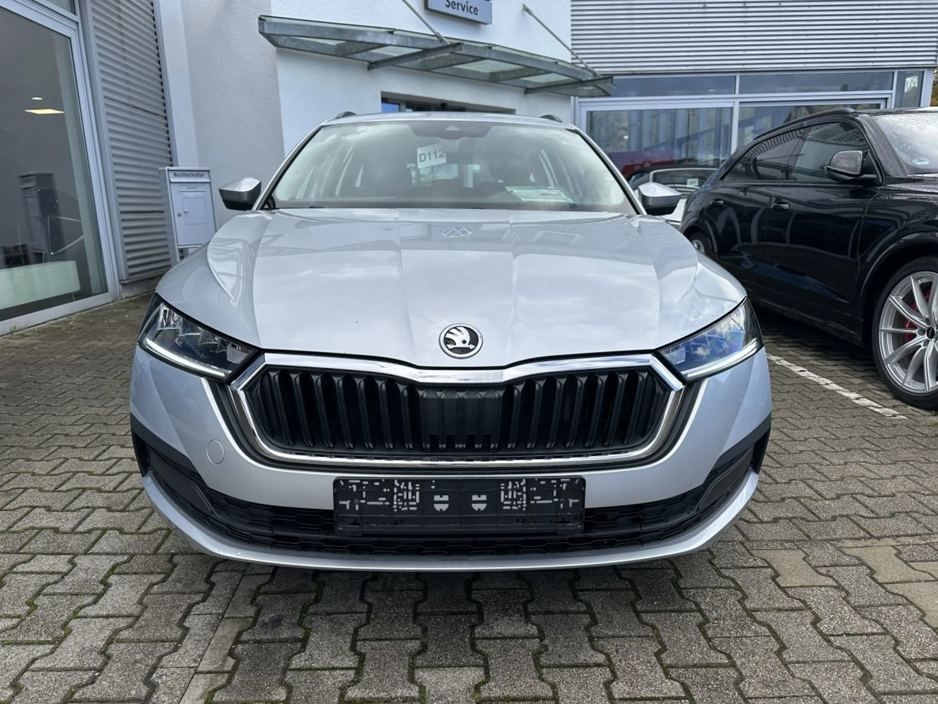 Skoda Octavia Combi 2.0TDI LED*PDC*FRONT+LANE-ASSIST — photo 3