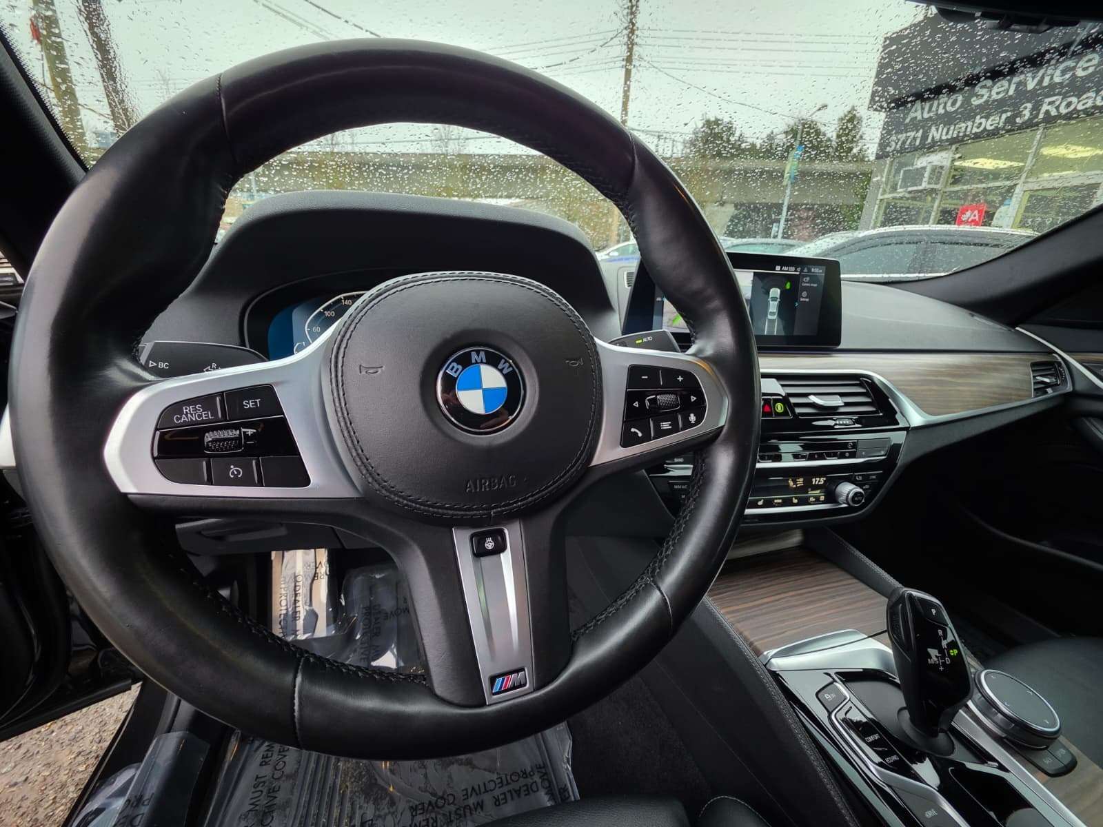 2020 BMW 5 Series Plug-In Hybrid/Premium Essential Package/M Sport P thumb 15