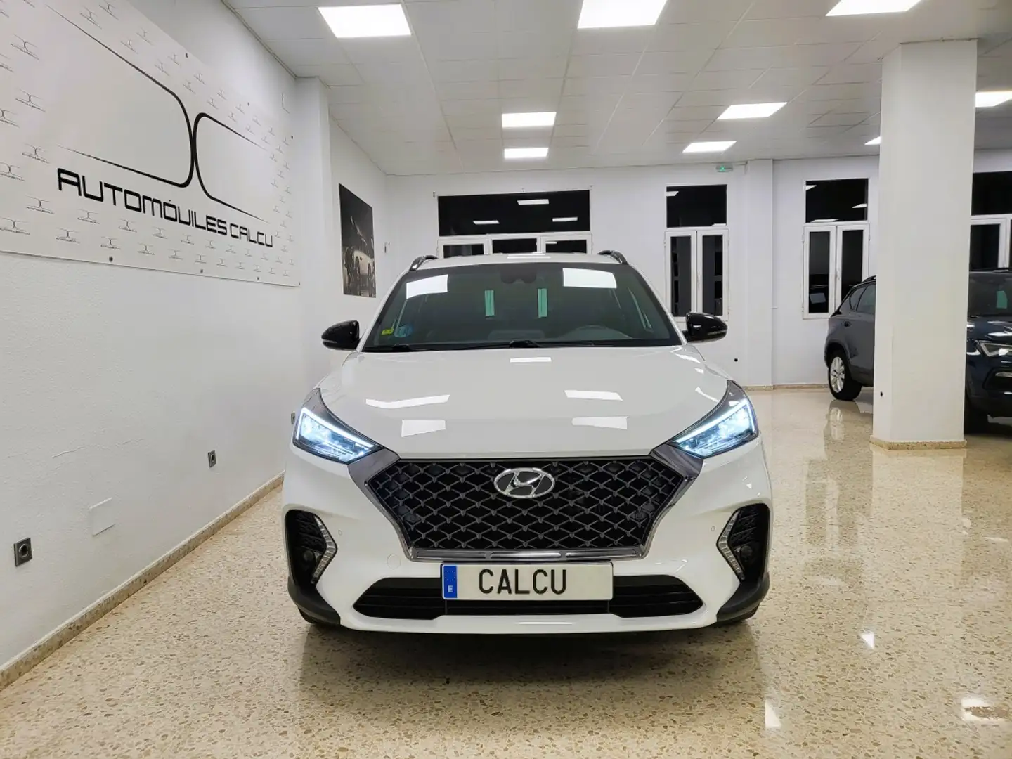 Hyundai TUCSON 1.6CRDI 48V NLine X 4x2 Blanc - 2