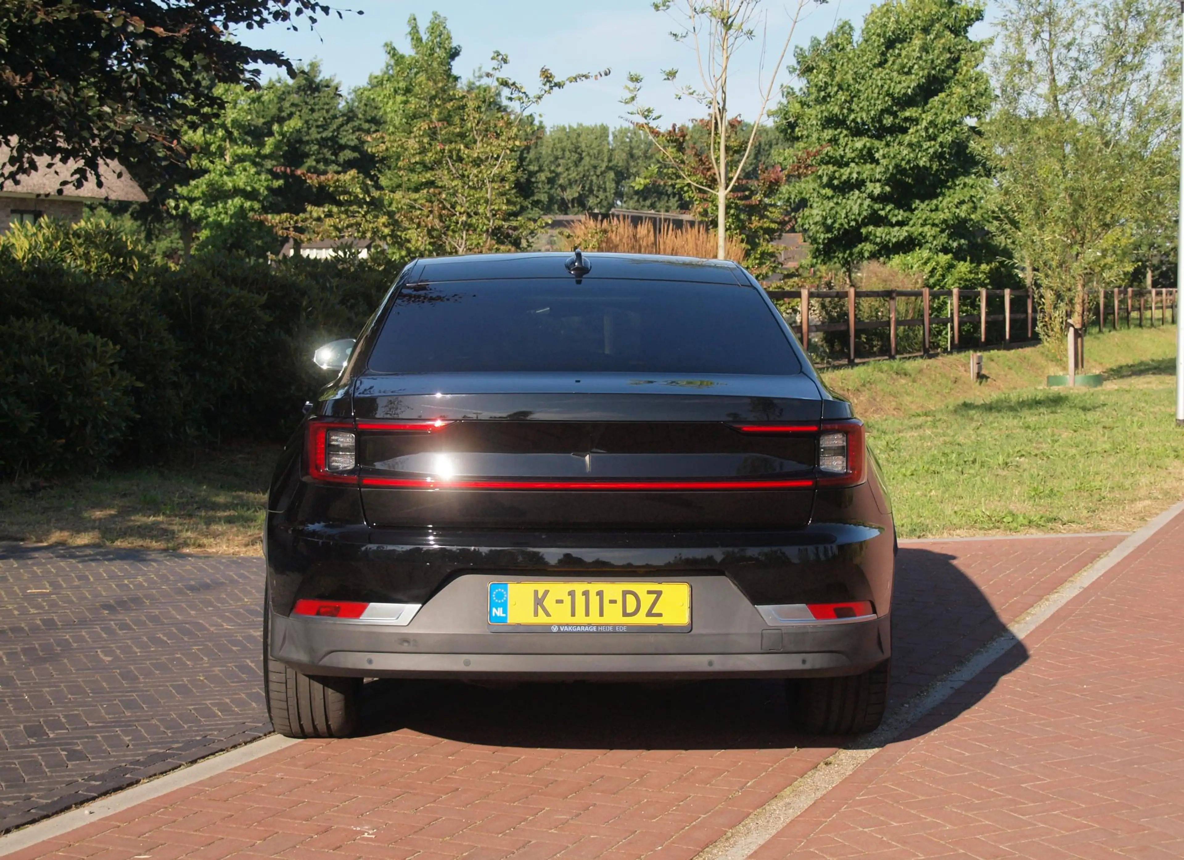 Polestar 2 Long Range Dual Motor Performance 78kWh | Panorama — photo 9