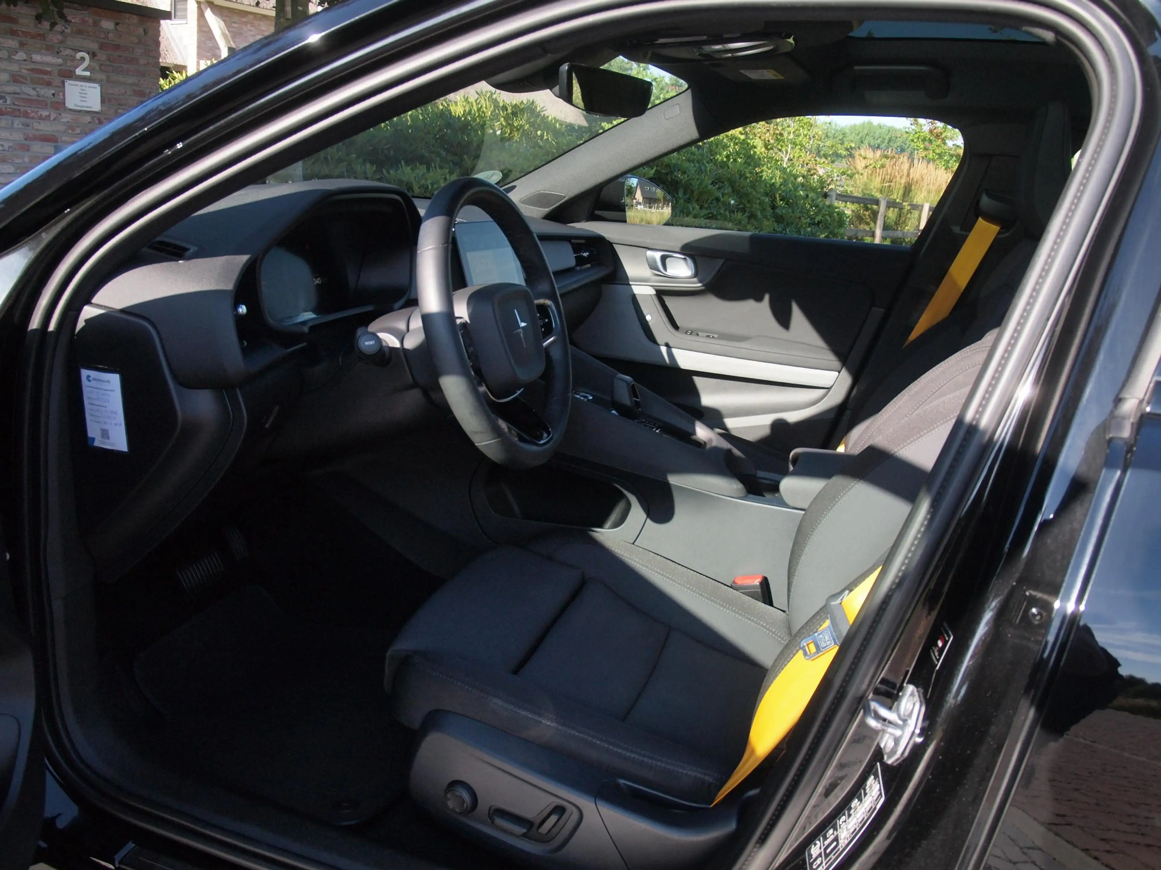 Polestar 2 Long Range Dual Motor Performance 78kWh | Panorama — photo 3