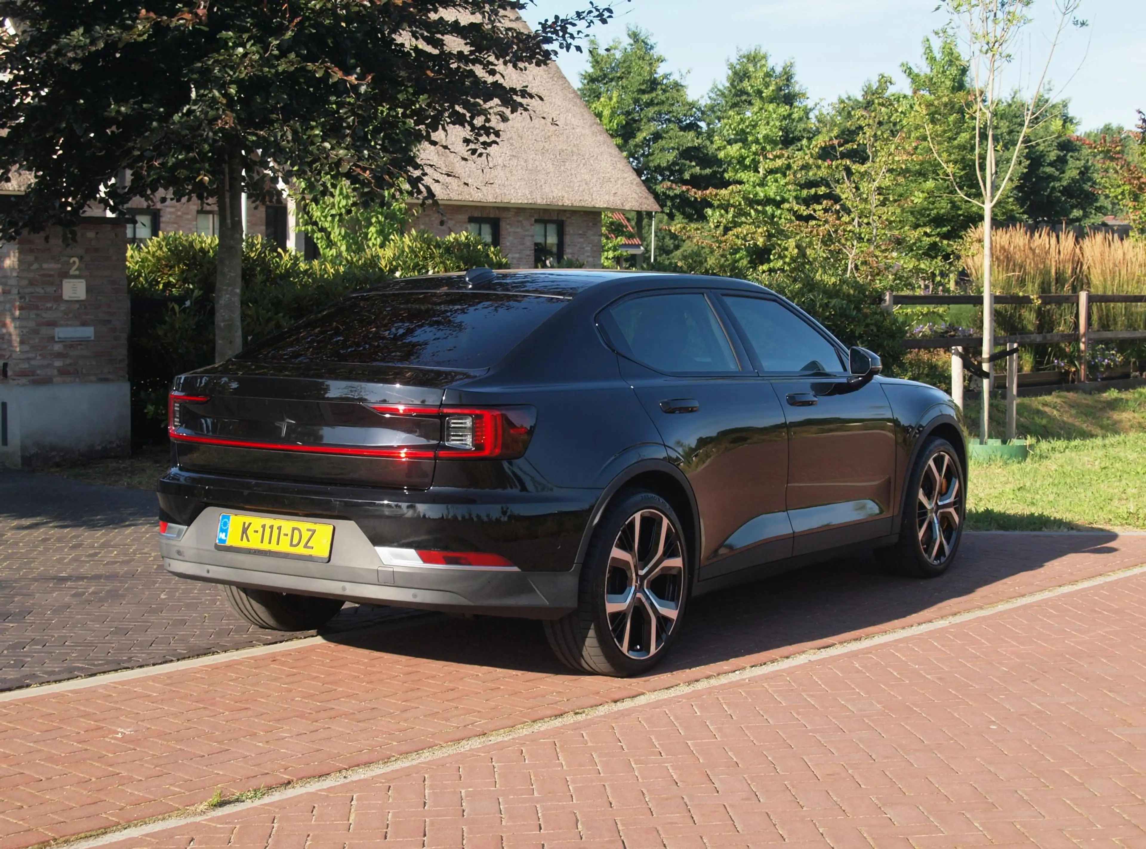 Polestar 2 Long Range Dual Motor Performance 78kWh | Panorama — photo 10